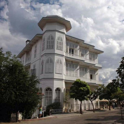 Princes’ Islands Tour (Full Day)